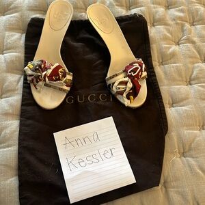 Gucci Scarf Bow heels. Sz 6